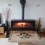 Afeature stove