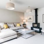 Another installation at a @BooHomes development – a @StovaxGazco Studio 500 on a 100 high bench #CSinstallations